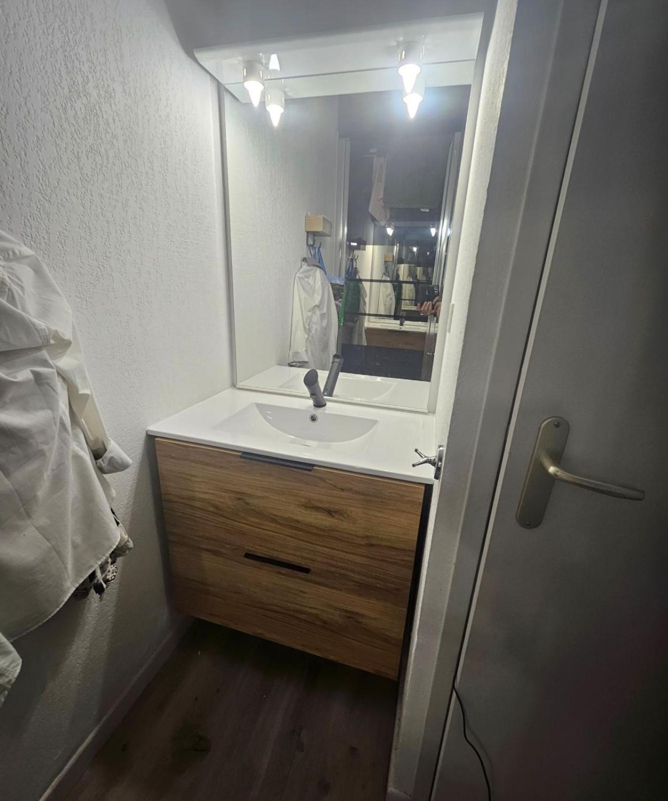 Maison Plain Pied Avec Climatisation Dans Une Residence Privee Avec Piscine Saint-Saturnin-lès-Avignon エクステリア 写真